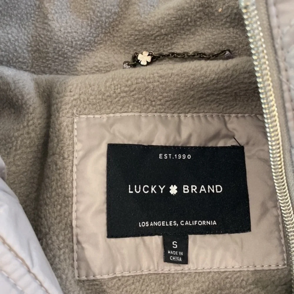 Lucky Brand Taupe Puffer‎ Jacket/Coat- Women’s size small